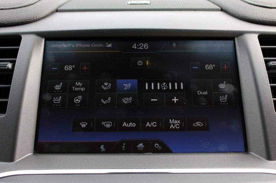  Lincoln MKS EcoBoost 2013 года  (фото 17 из 42)
